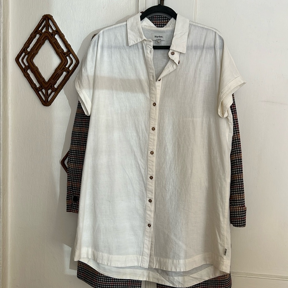 Rhythm. linen shirt dress in white, size small perfect condition